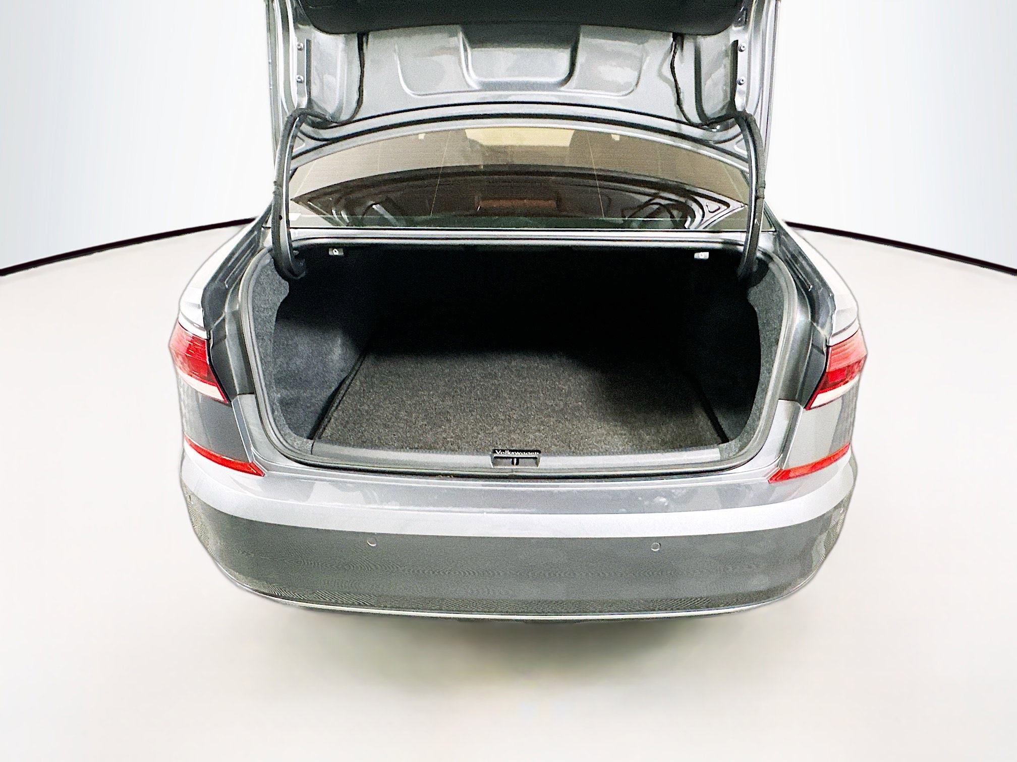 Used 2020 Volkswagen Passat 2.0T SEL image 30