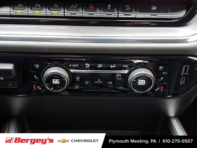 Certified 2023 Chevrolet Silverado 1500 High Country w/ Z71 Off-Road Package AWD/4WD image 19
