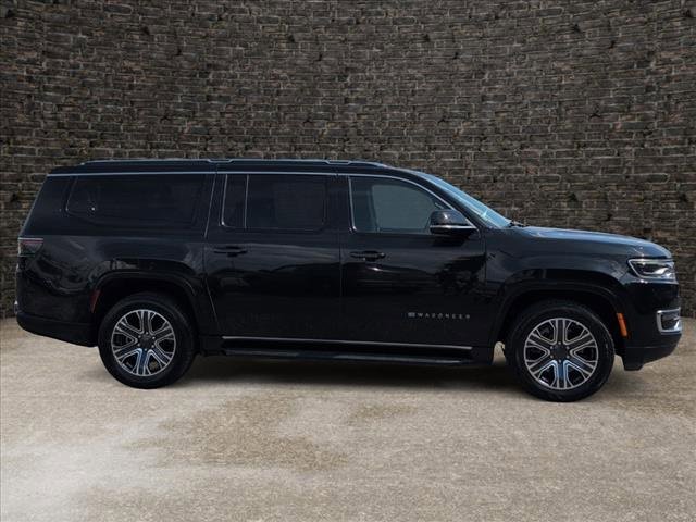 Used 2024 Jeep Wagoneer L Series II w/ Flexible Seating Group image 3