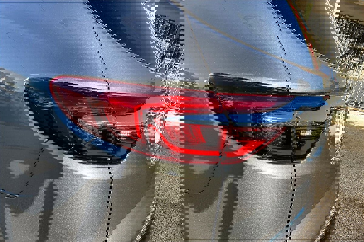 Used 2019 Buick Enclave Essence image 31