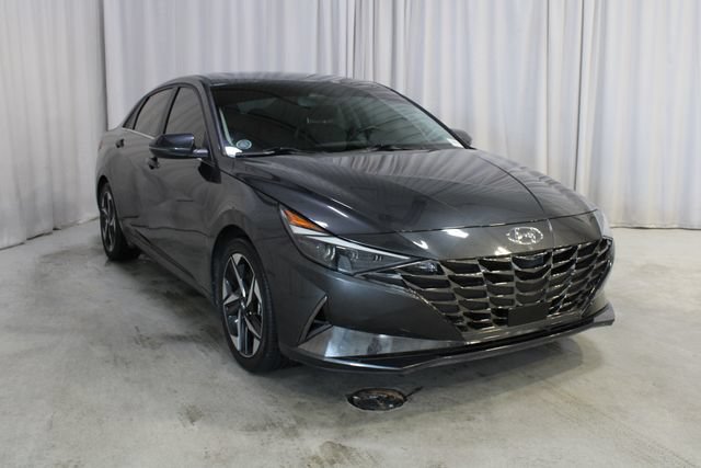 Used 2023 Hyundai Elantra Limited FWD image 40
