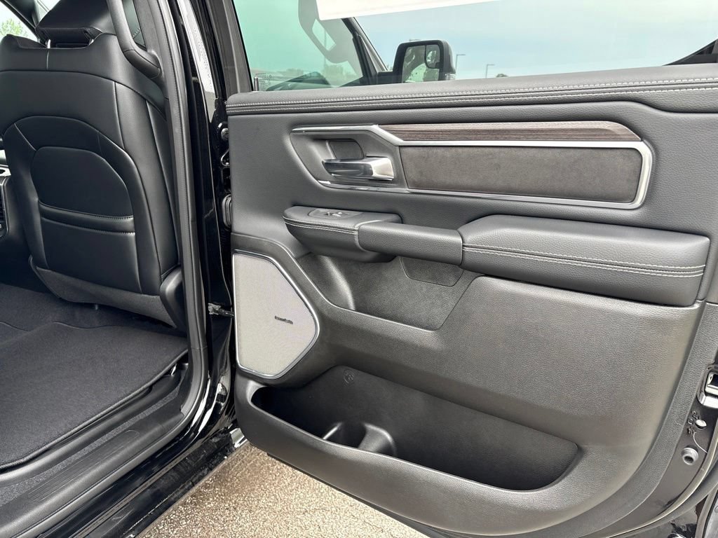 New 2026 RAM 1500 Laramie w/ Night Edition AWD/4WD image 21