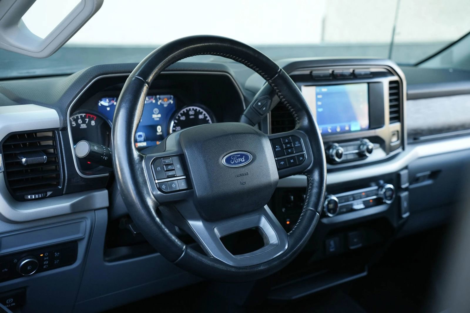 Used 2021 Ford F150 XLT w/ Equipment Group 301A Mid image 23