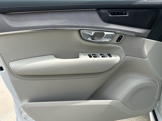 New 2026 Volvo XC90 B6 Ultra w/ Protection Package AWD/4WD image 20