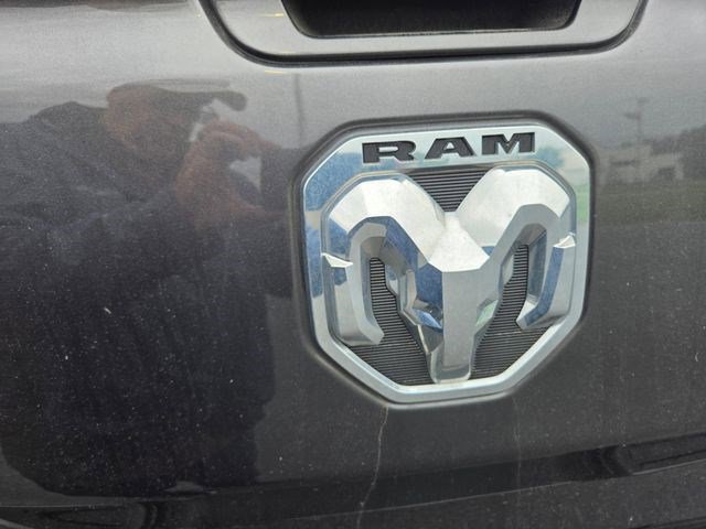 Used 2023 RAM 1500 Big Horn AWD/4WD image 27