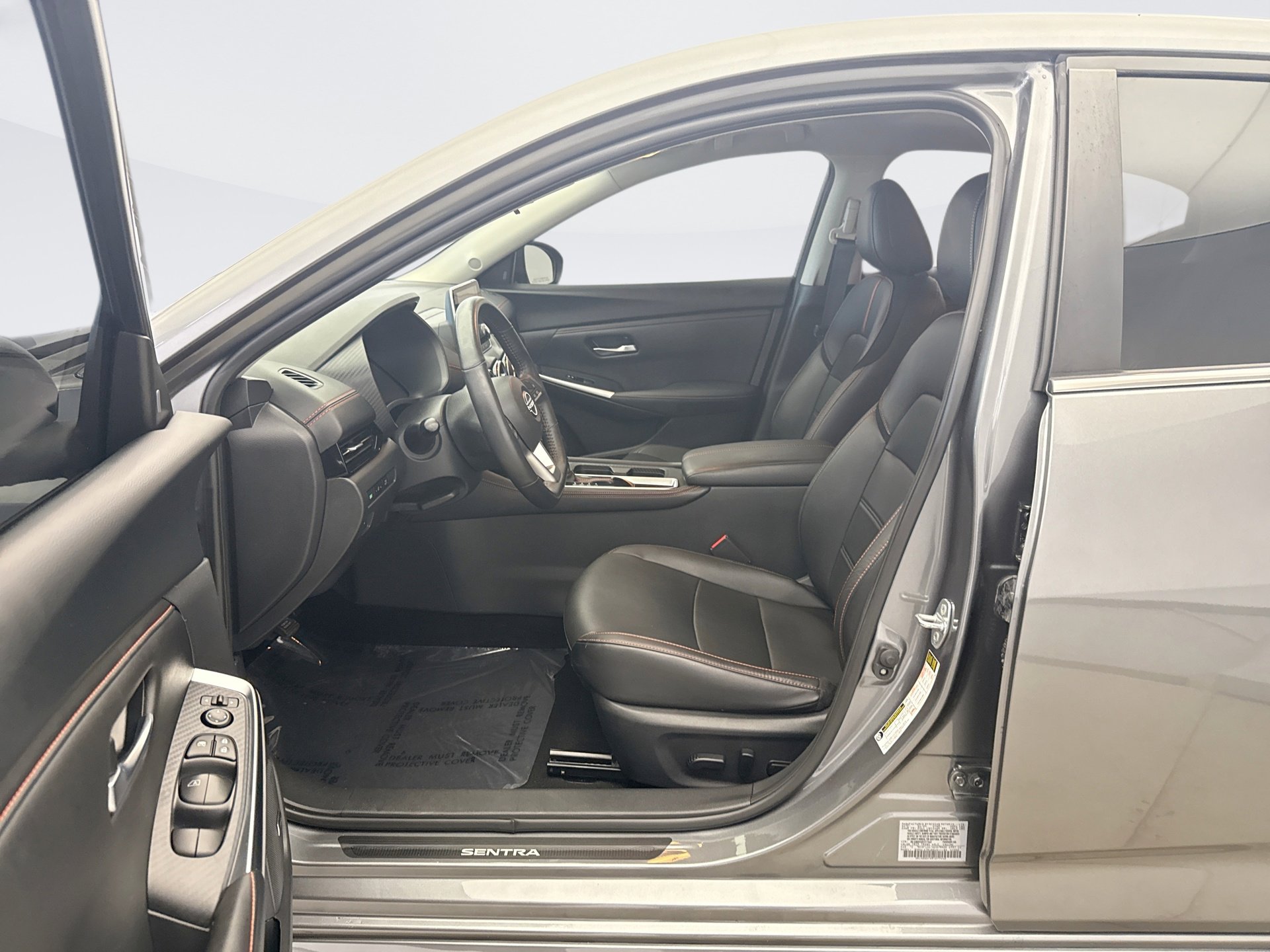 Used 2024 Nissan Sentra SR w/ SR Premium Package image 10