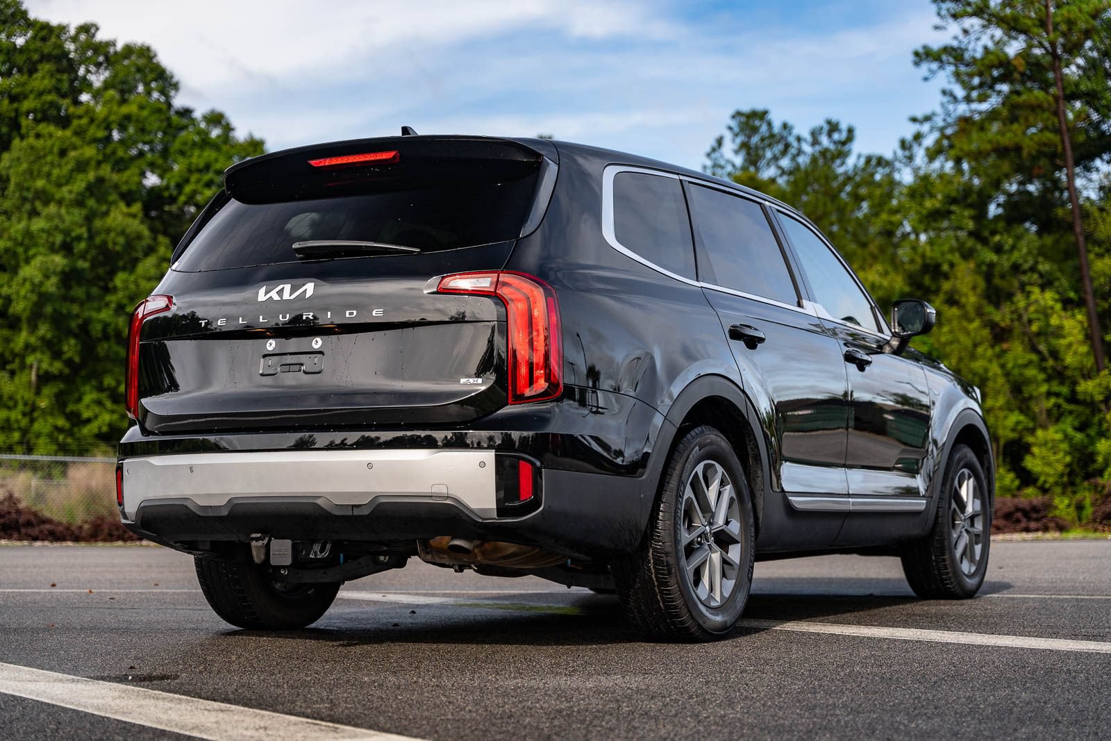 Used 2023 Kia Telluride LX AWD/4WD image 6