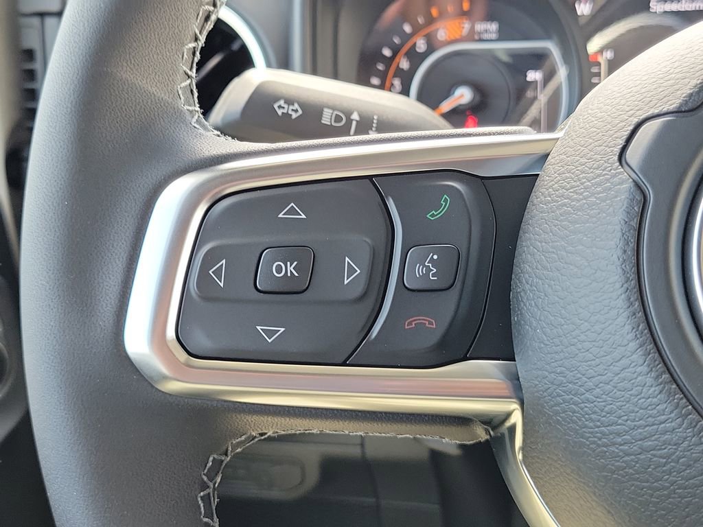 New 2026 Jeep Wrangler Unlimited Sahara AWD/4WD image 21