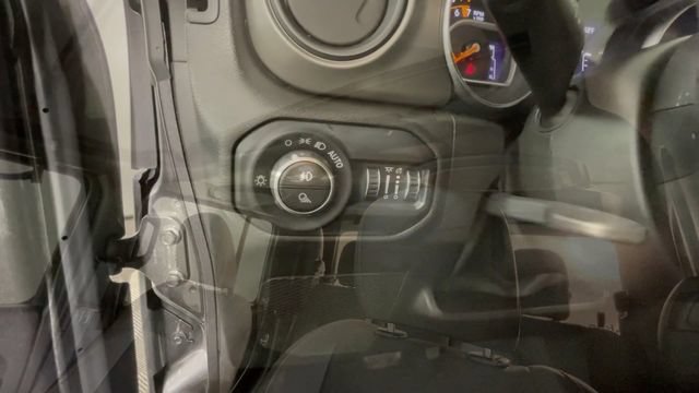 Used 2022 Jeep Gladiator Sport AWD/4WD image 21