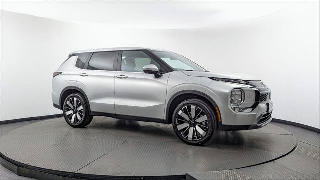 Used 2026 Mitsubishi Outlander SE AWD/4WD image 11