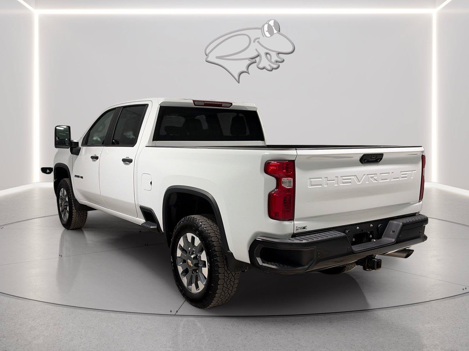 Used 2025 Chevrolet Silverado 2500 Custom w/ Custom Value Package AWD/4WD image 3