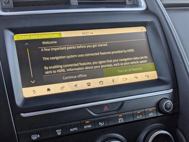 Used 2020 Jaguar E-PACE SE image 13