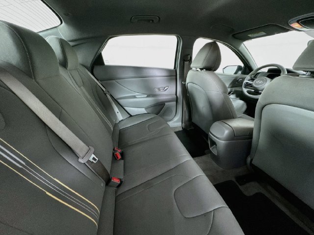 Used 2026 Hyundai Elantra Sport w/ Cargo Package FWD image 24