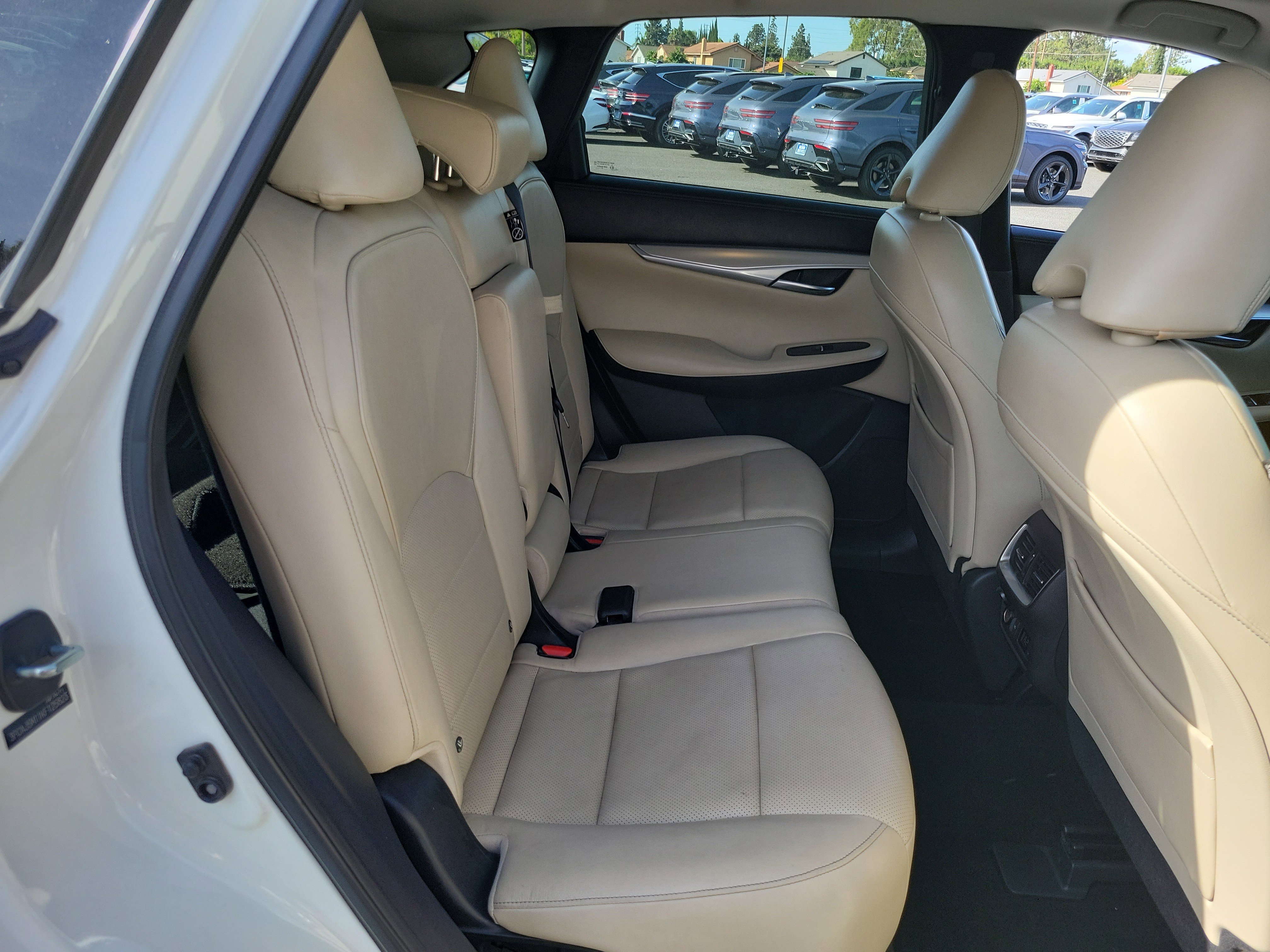 Used 2019 INFINITI QX50 Essential w/ Cargo Package FWD image 21