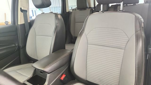 Used 2018 Ford Escape SE w/ SE Sport Appearance Package AWD/4WD image 9