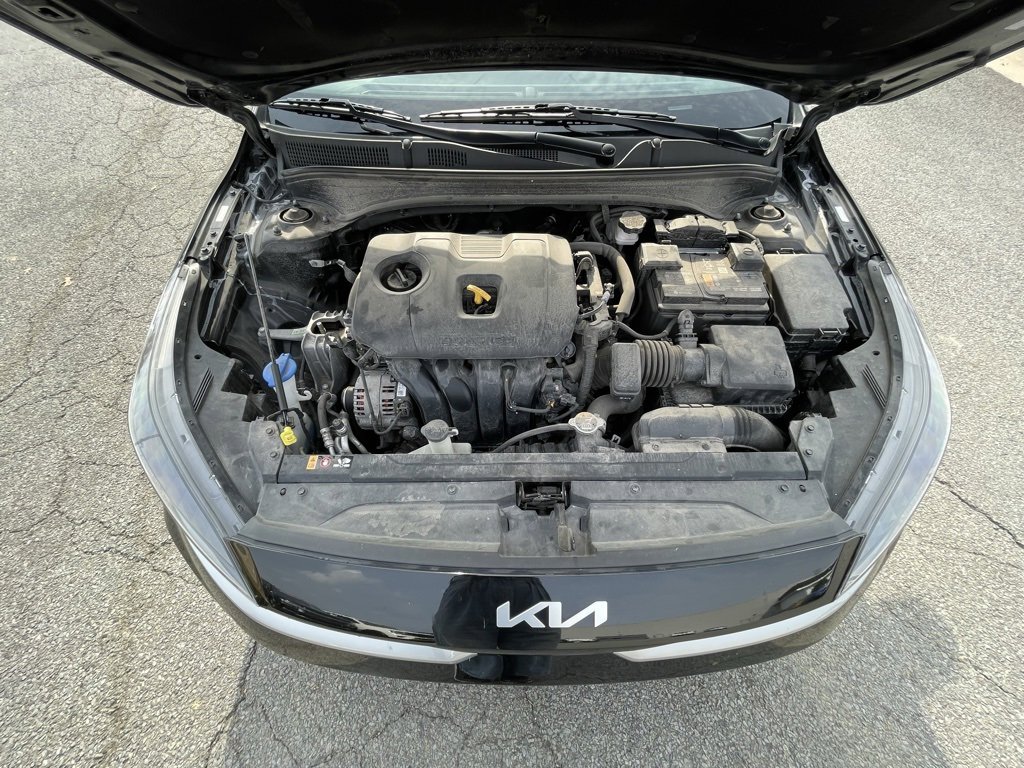 Used 2024 Kia Forte LXS image 31