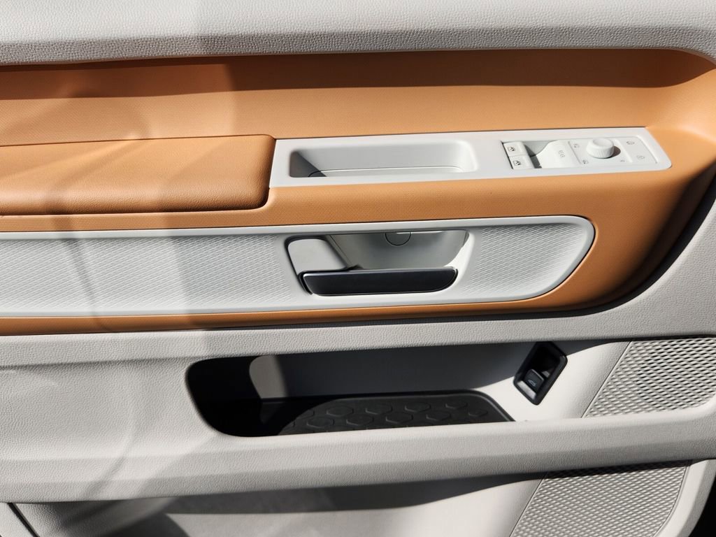 New 2025 Volkswagen ID. Buzz 1st Edition image 16