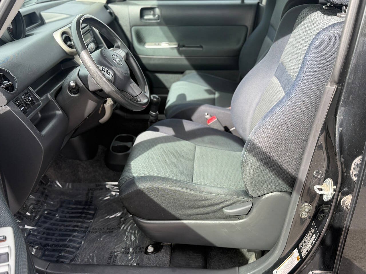 Used 2006 Scion xB FWD image 78