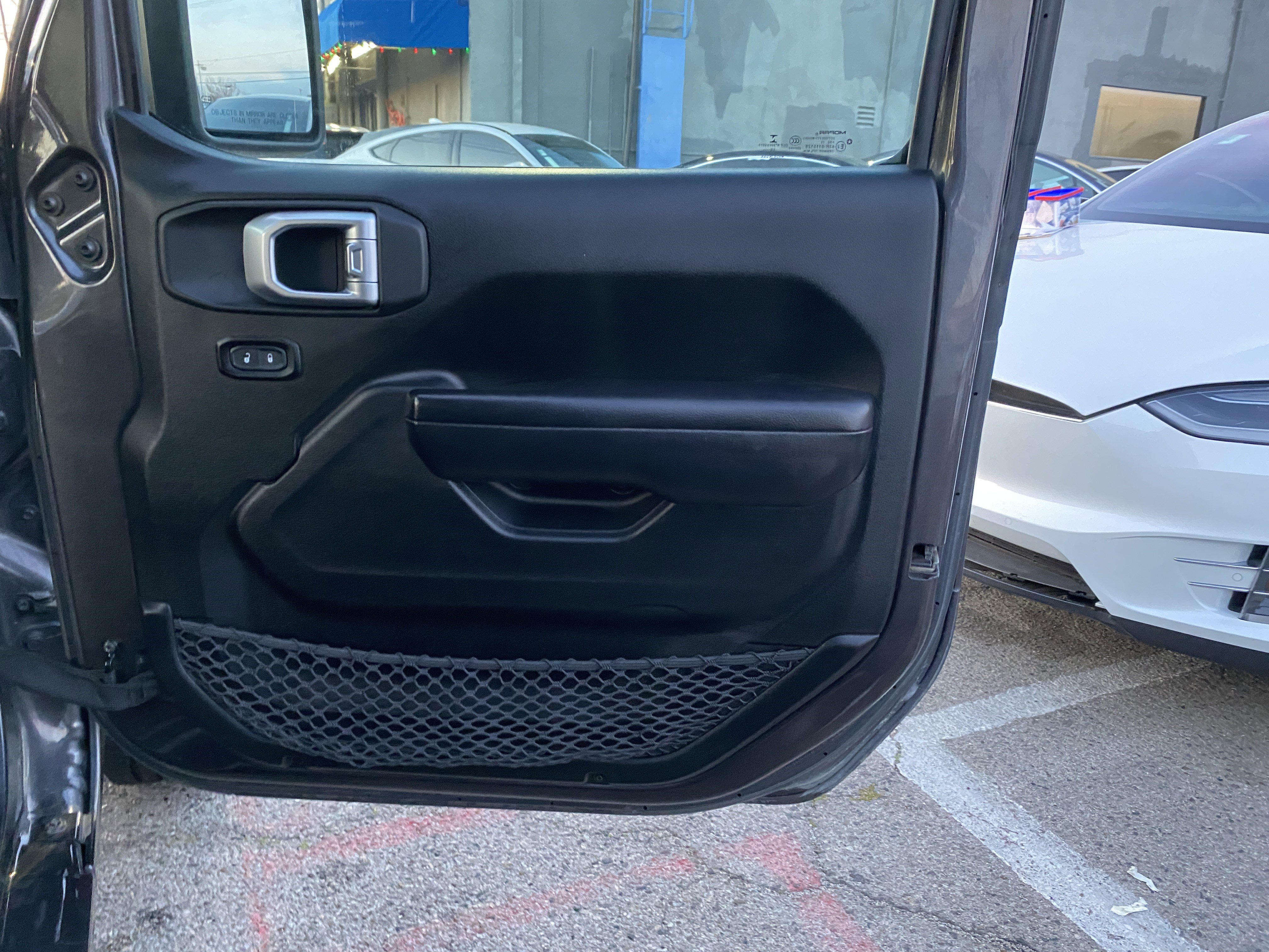 Used 2020 Jeep Wrangler Sport image 24