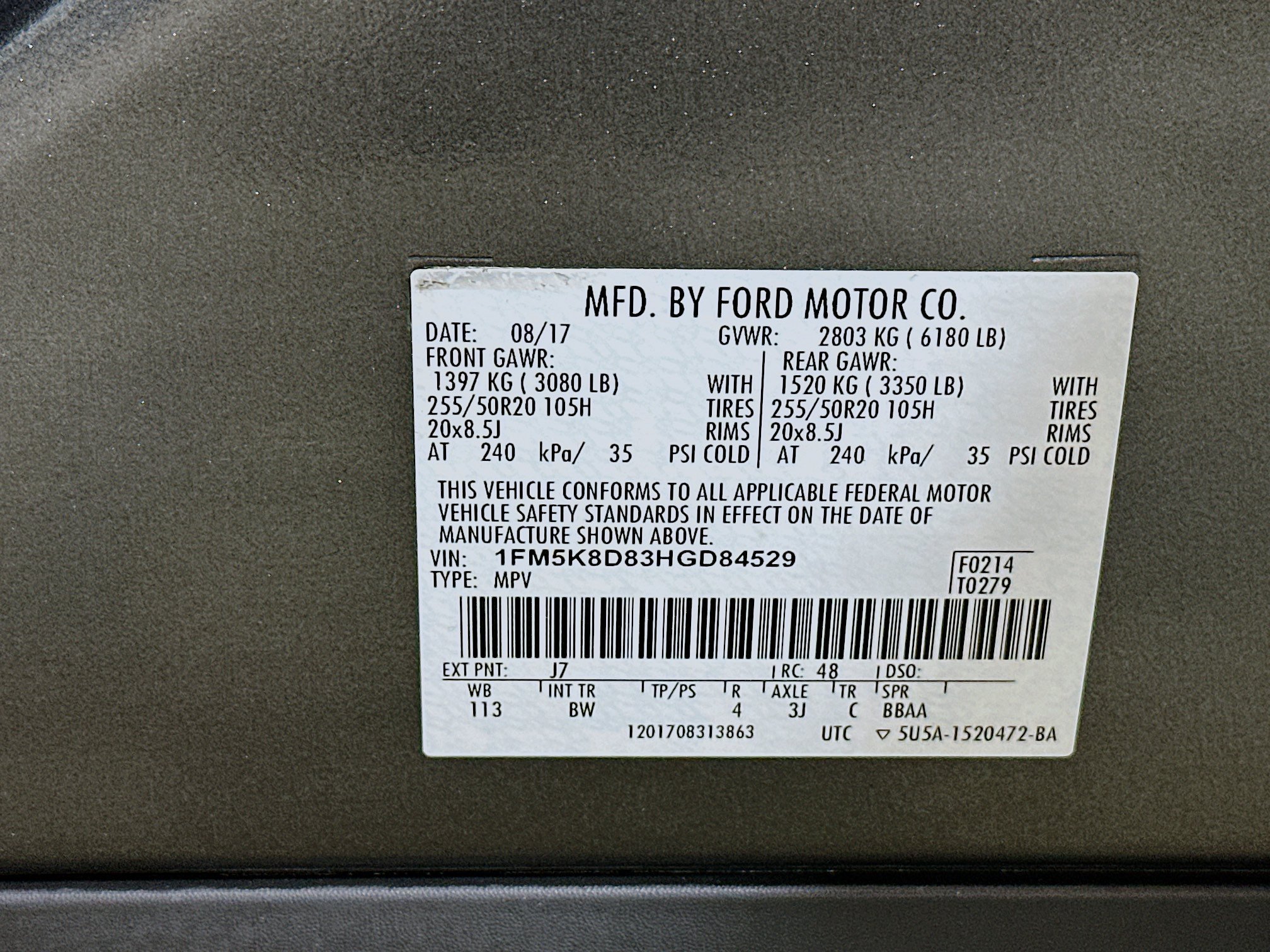 Used 2017 Ford Explorer XLT w/ Equipment Group 202A AWD/4WD image 33