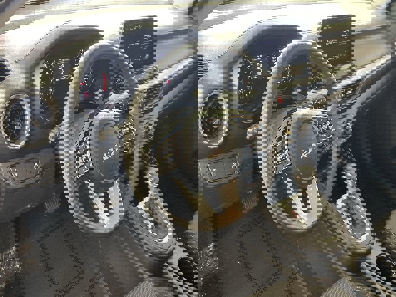 Used 2024 Kia Forte LXS image 12