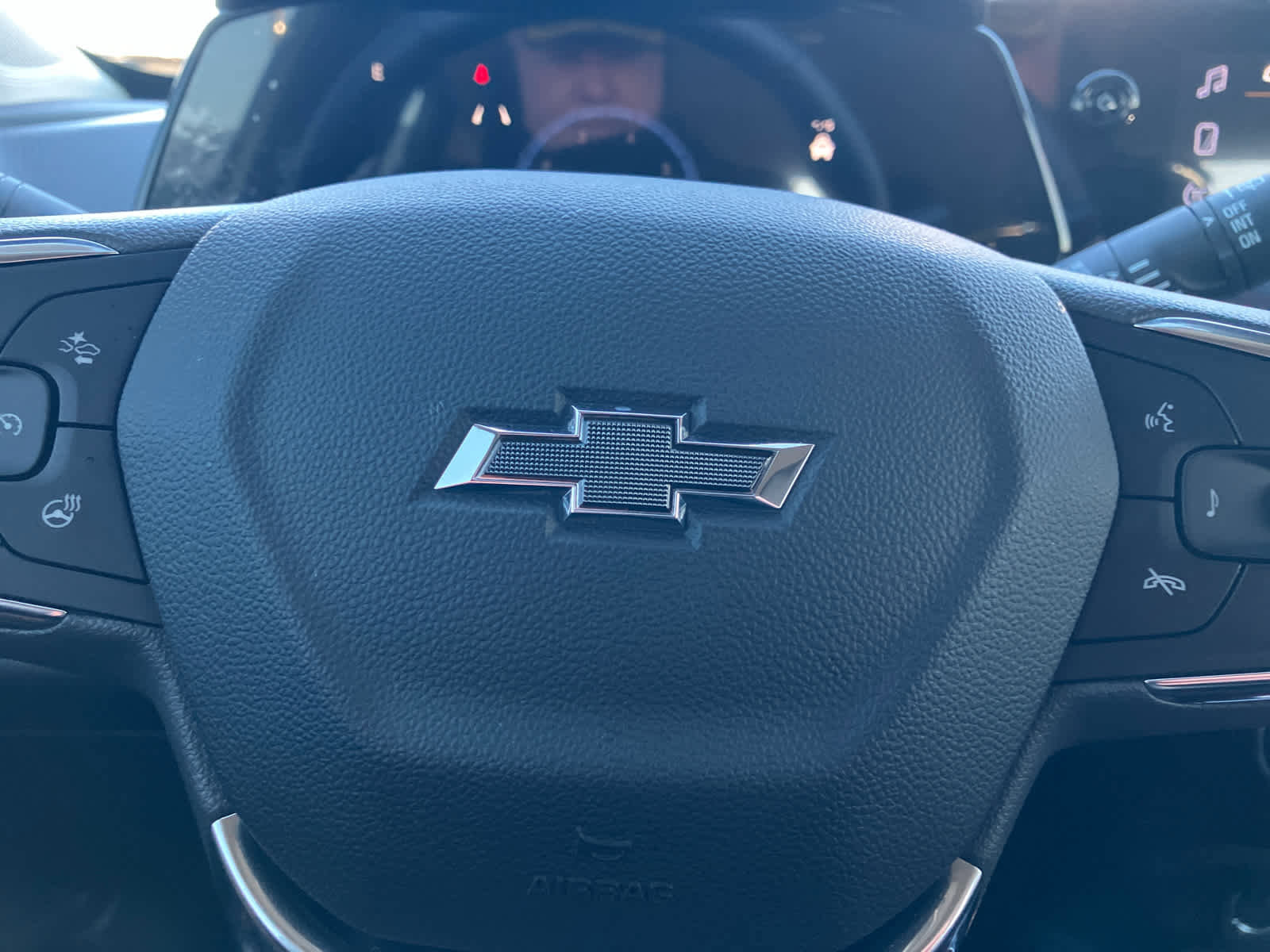 Used 2026 Chevrolet Trax ACTIV image 15