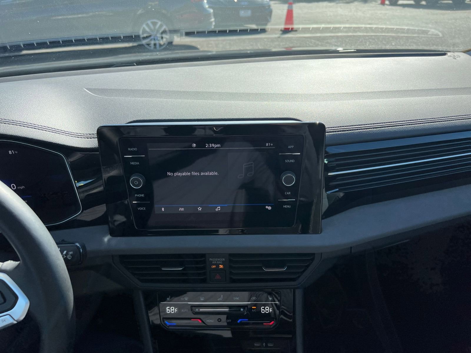 Used 2025 Volkswagen Jetta SE image 18