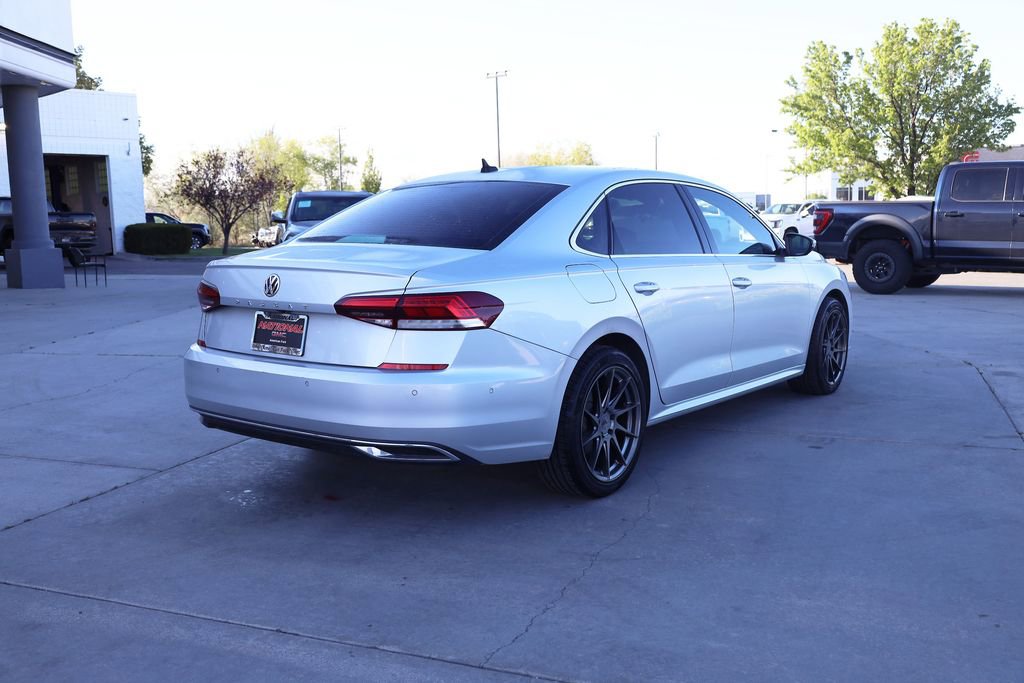 Used 2020 Volkswagen Passat 2.0T SEL FWD image 6