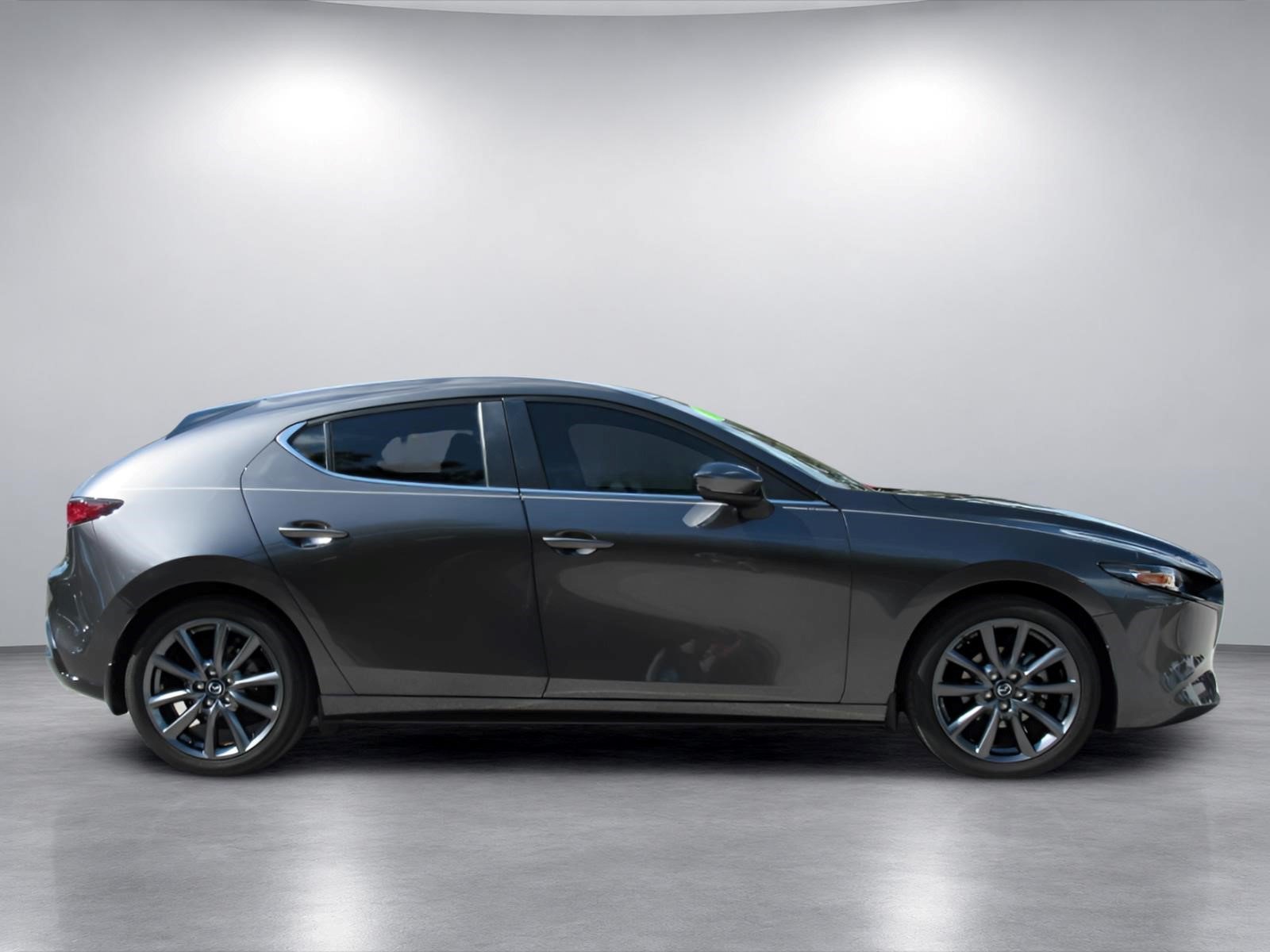 Used 2021 MAZDA MAZDA3 s FWD image 2
