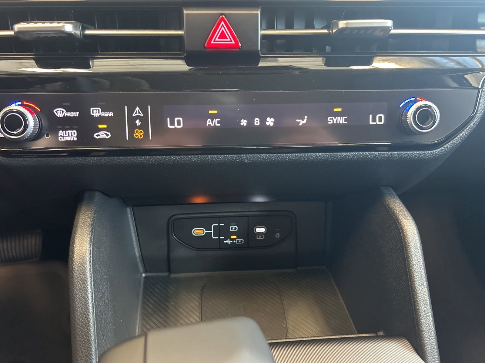 New 2026 Kia Sportage SX image 29