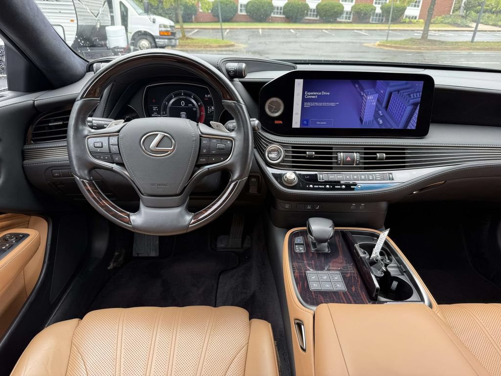 Used 2023 Lexus LS 500 AWD w/ Luxury Package image 8