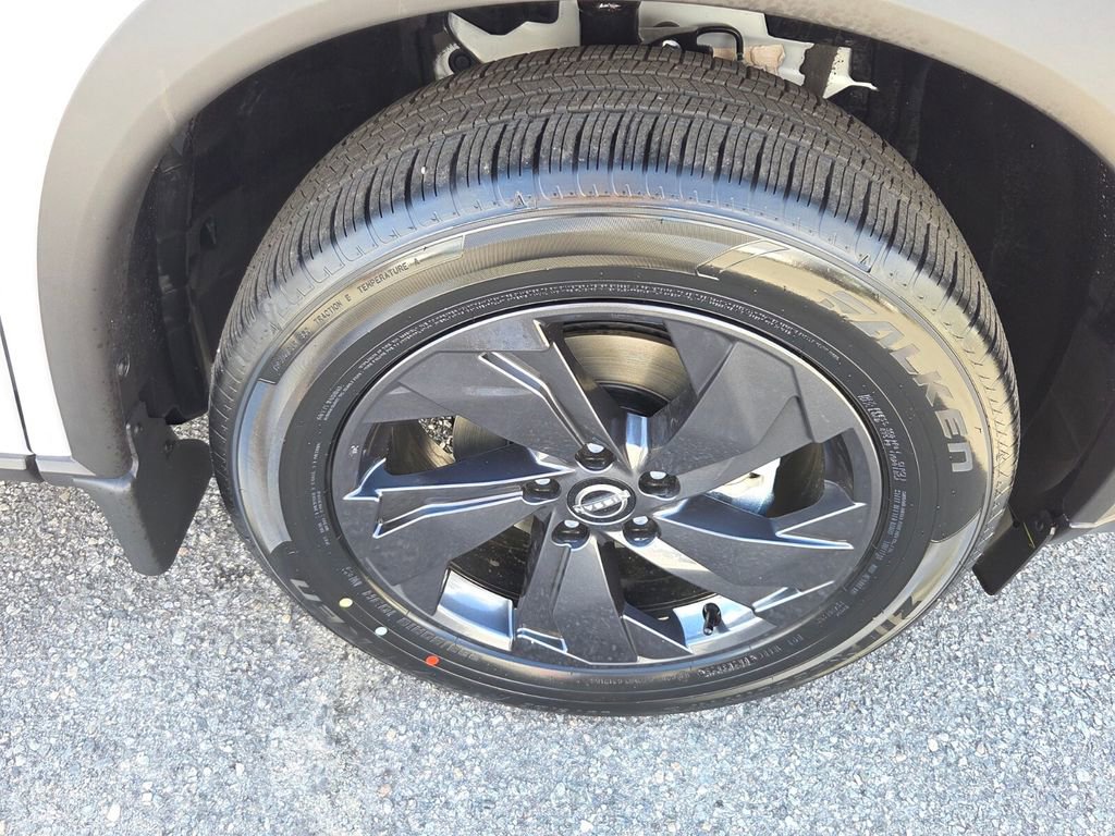 New 2026 Nissan Rogue SV FWD image 14