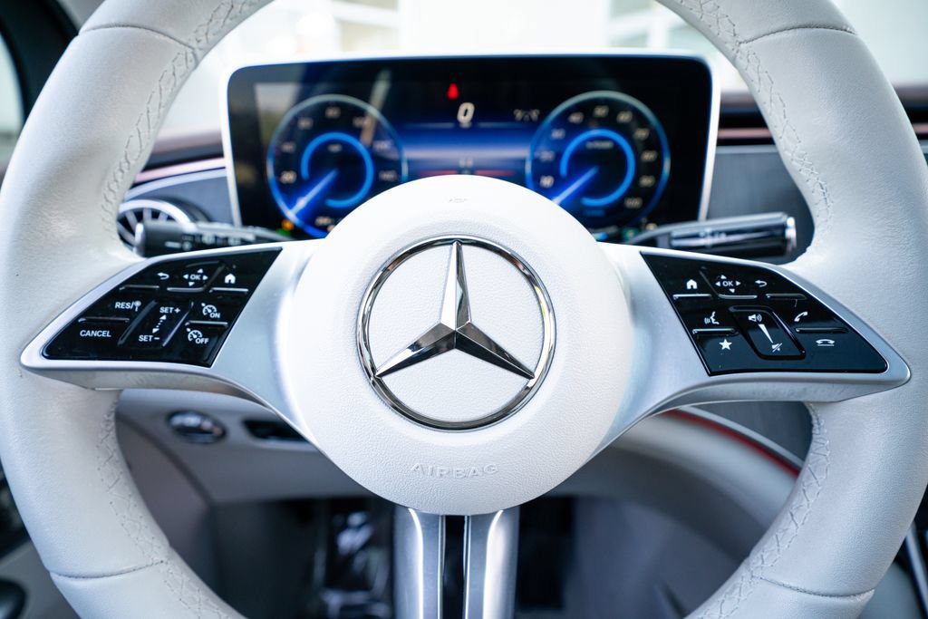 Used 2023 Mercedes-Benz EQE 350+ SUV image 36