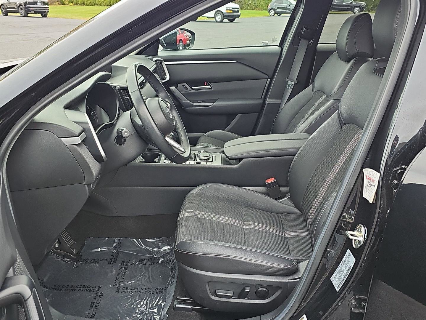 Used 2025 MAZDA CX-50 AWD 2.5 S w/ Preferred Package image 12