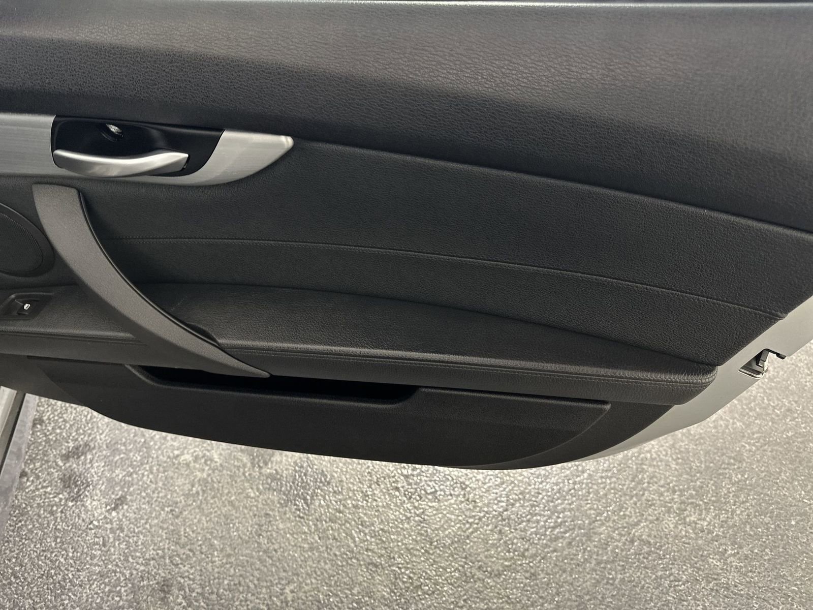 Used 2011 BMW Z4 sDrive35i image 29