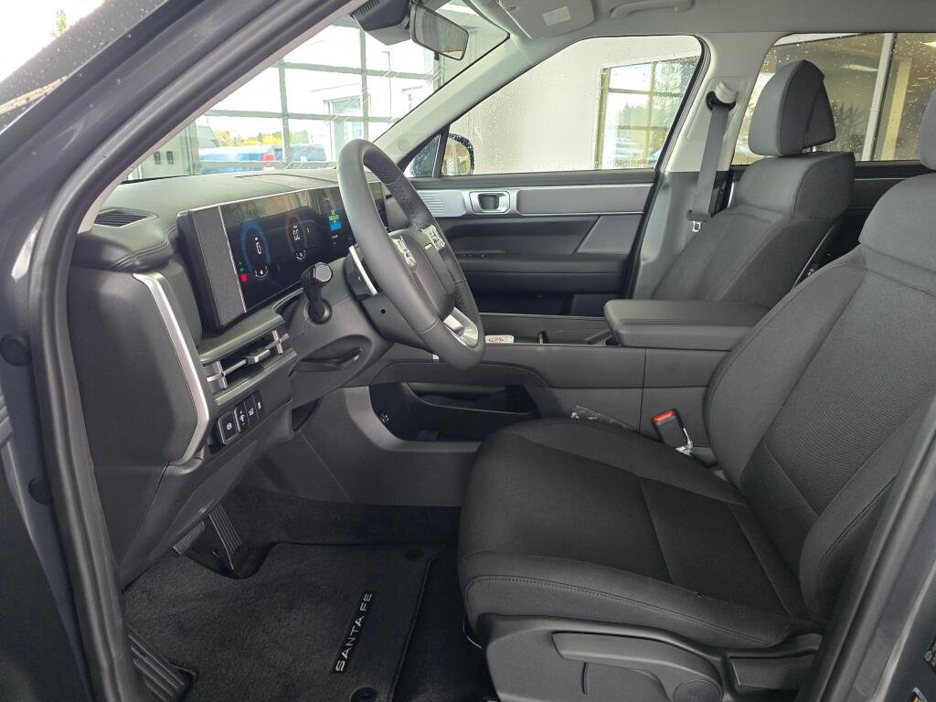 New 2026 Hyundai Santa Fe SE image 18