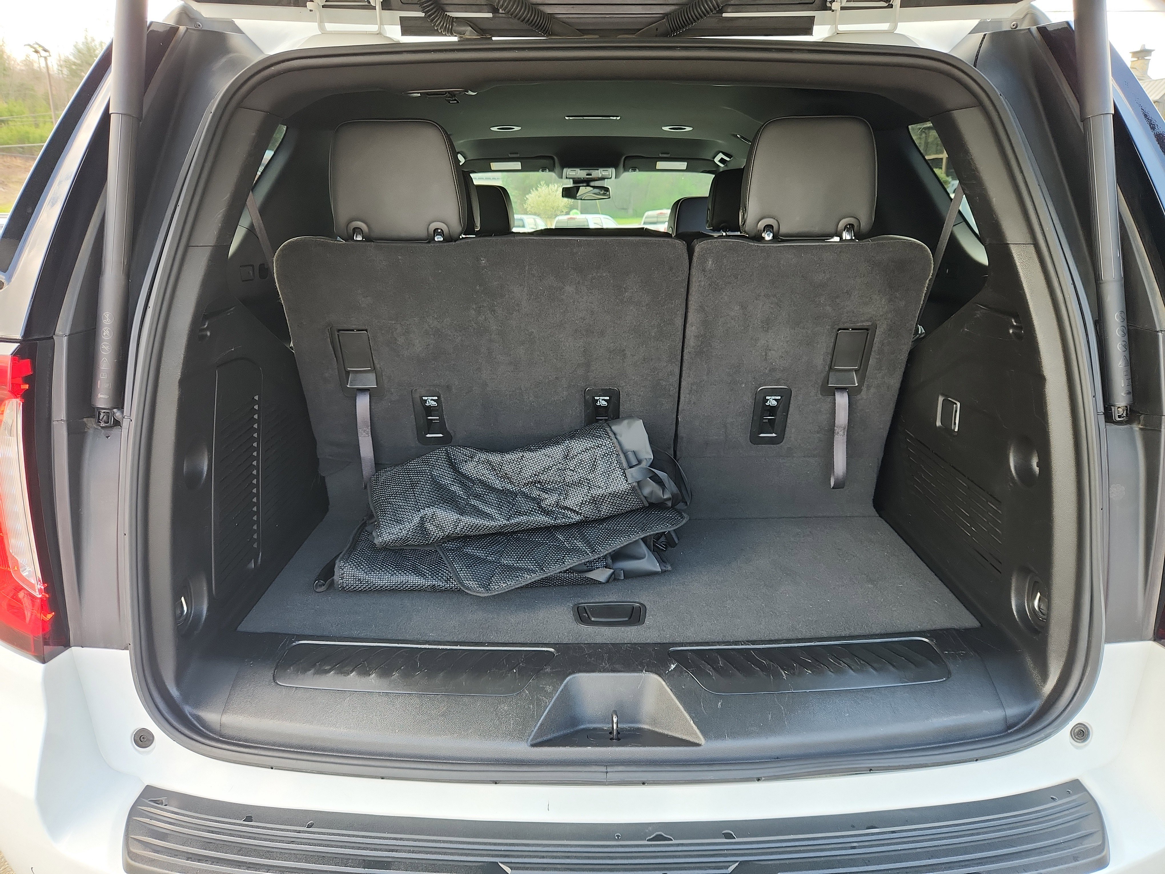 Used 2024 GMC Yukon SLT image 45