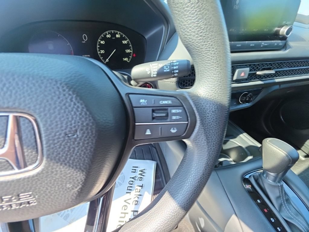 Used 2025 Honda HR-V LX image 18