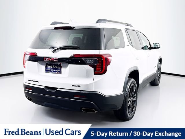 Used 2023 GMC Acadia SLT w/ Elevation Edition image 8