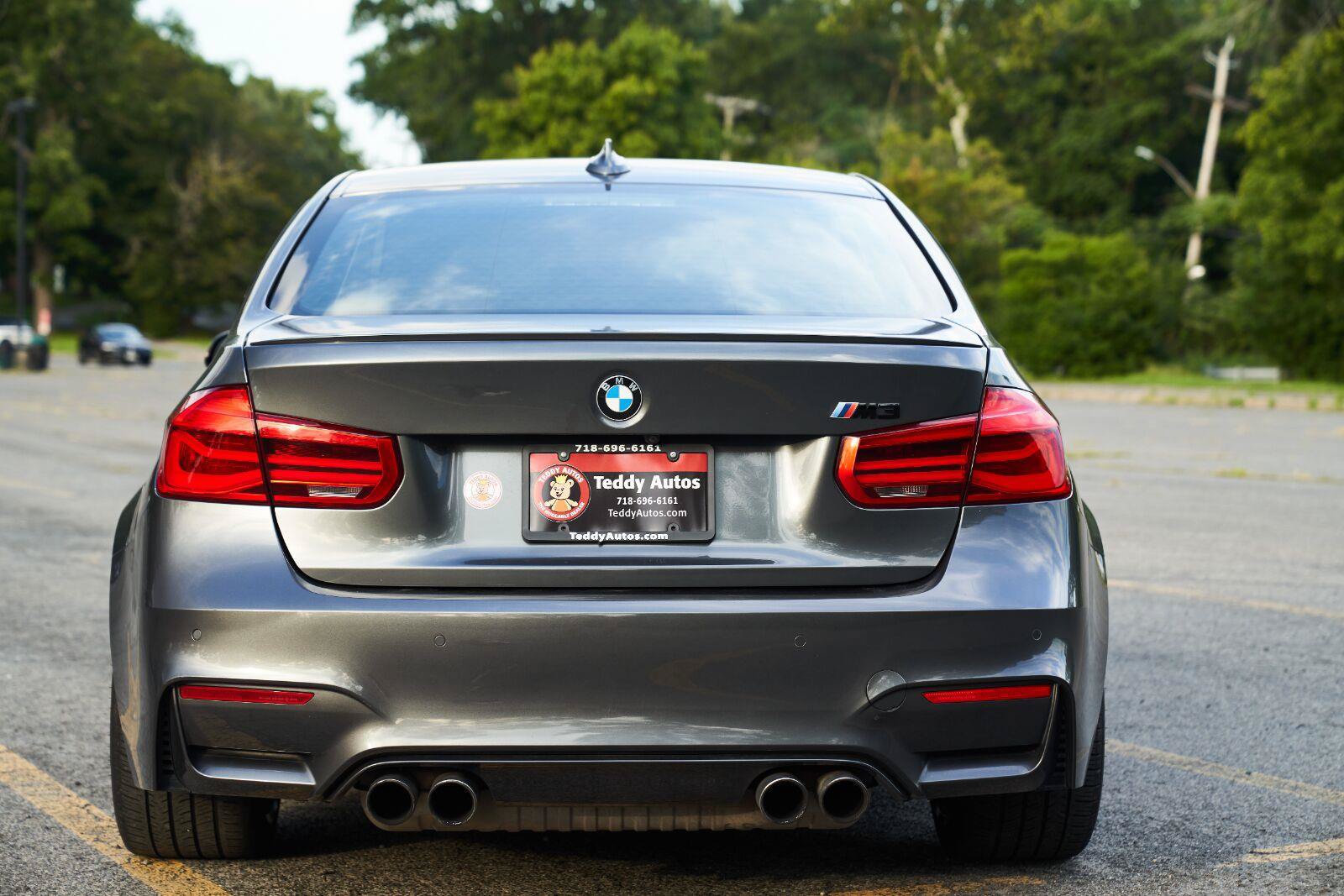 Used 2017 BMW M3 RWD image 42