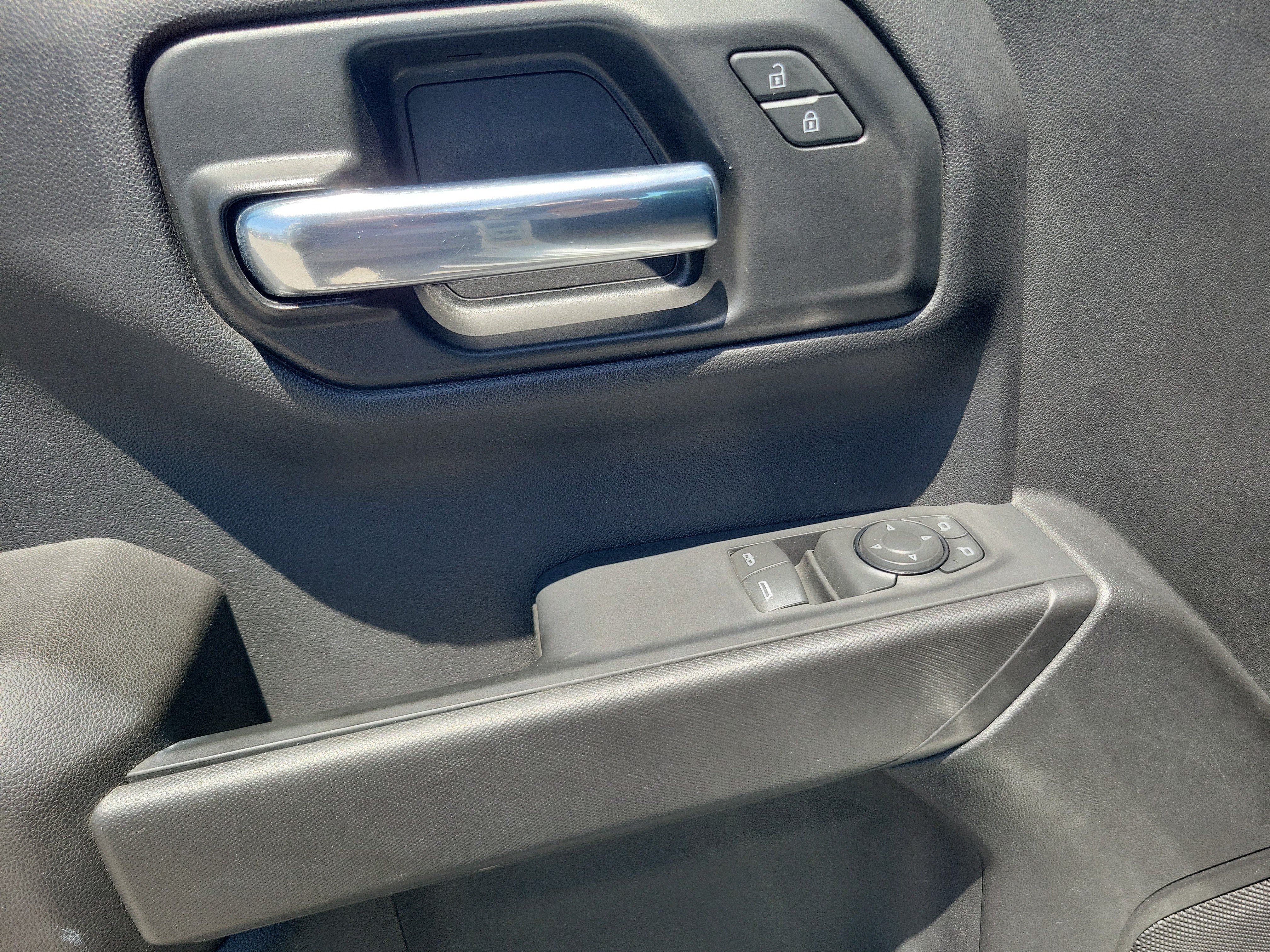 Used 2025 Chevrolet Silverado 1500 W/T RWD image 23