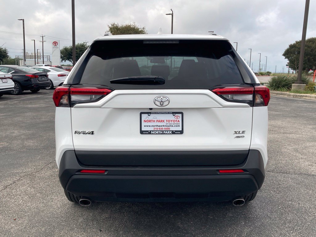 Certified 2025 Toyota RAV4 XLE AWD/4WD image 6
