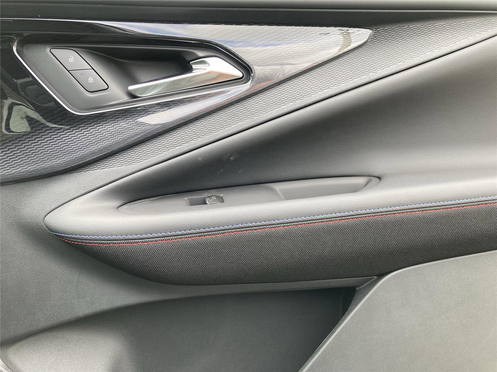 New 2026 Chevrolet Blazer EV RS image 27