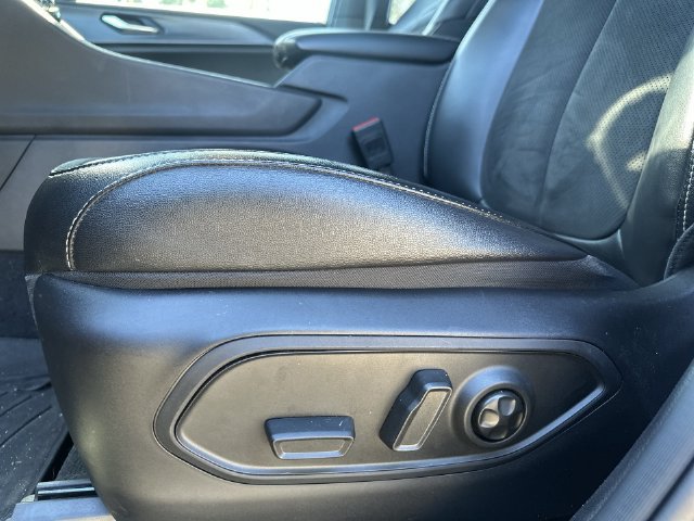 Used 2024 Jeep Grand Cherokee Altitude AWD/4WD image 17