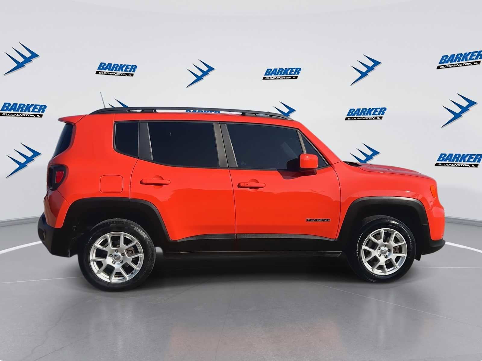 Used 2020 Jeep Renegade Latitude w/ Cold Weather Group image 9