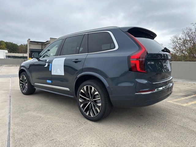 New 2026 Volvo XC90 B6 Plus w/ Protection Package Premier image 5