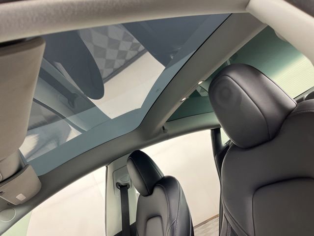 Used 2023 Tesla Model 3 Standard Range RWD image 31
