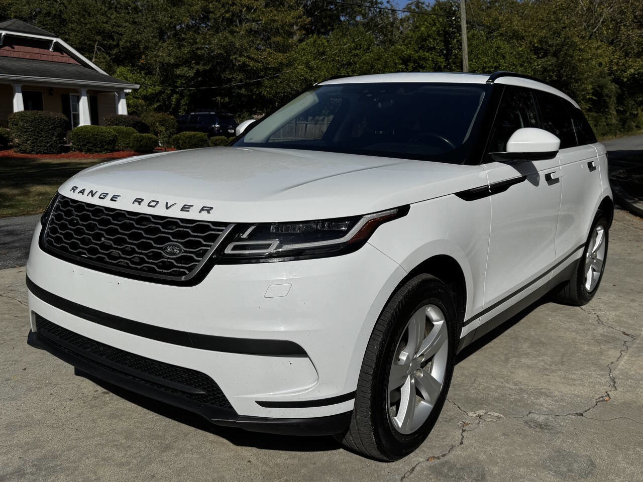 Used 2018 Land Rover Range Rover Velar S image 6