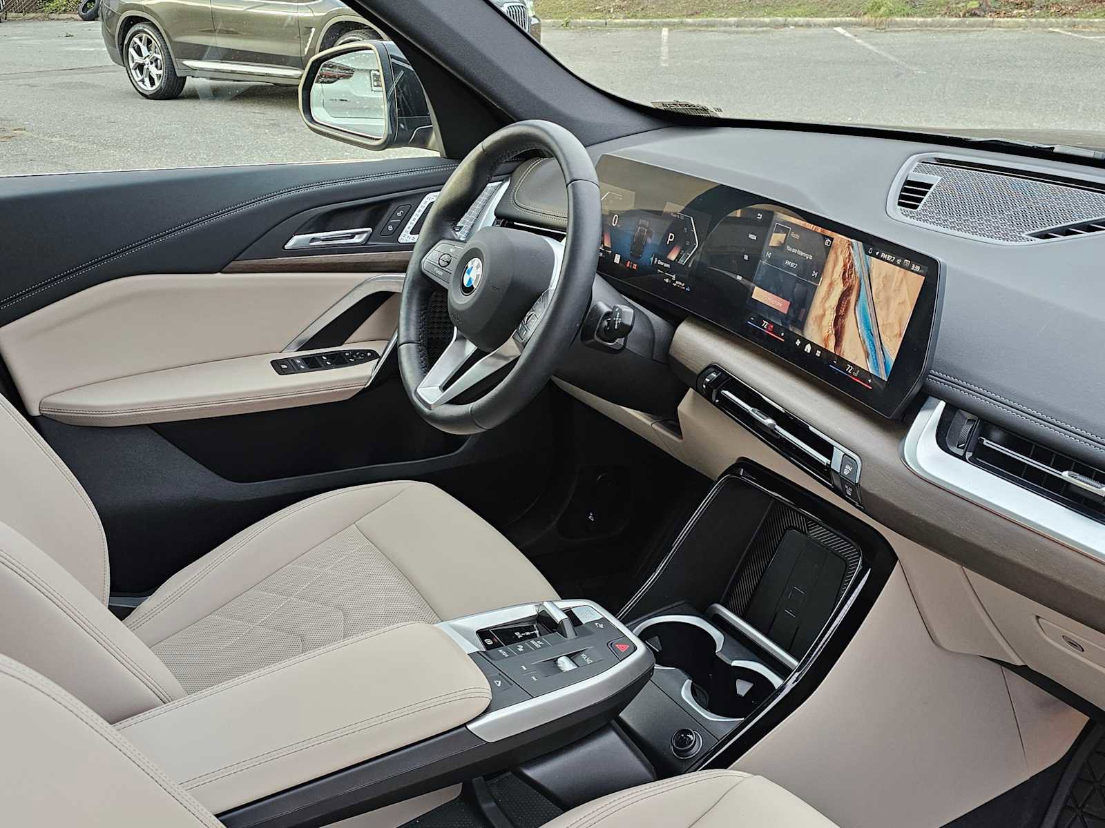 Used 2025 BMW X1 xDrive28i w/ Convenience Package image 10