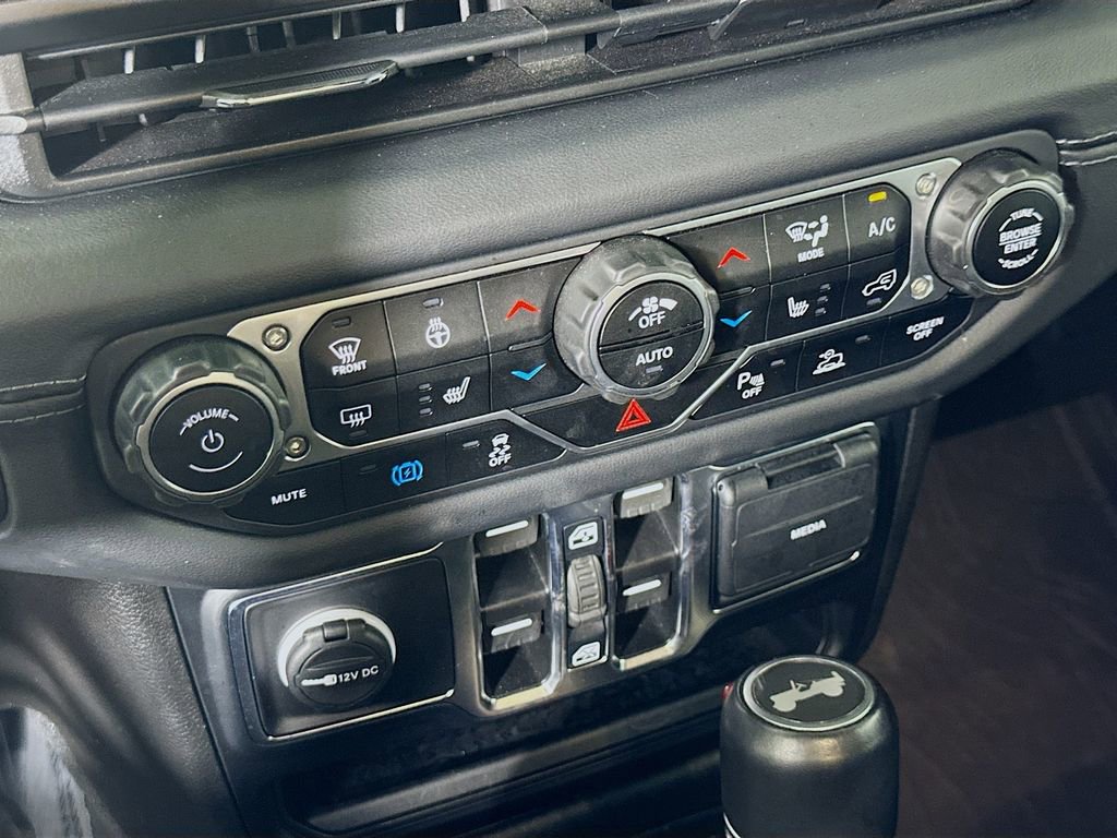 Used 2024 Jeep Wrangler High Altitude image 24